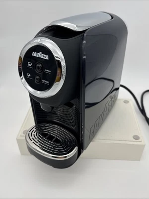 Lavazza Classy Mini máquina de café espresso de una sola porción LB 300 azul marino Foto 1 de 4