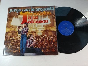 Juega Con la Orquesta Himno Eurovision Cumpleaños Feliz - LP Vinilo 12" VG+/VG - Imagen 1 de 4