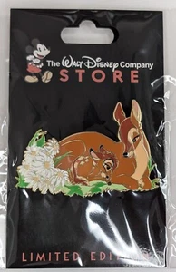 2024 D23 Expo DEC .. Hugs are the Best .. BAMBI & His Mum .. Pin LE 300 - Picture 1 of 1