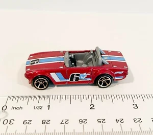 Hot Wheels Triumph TR6  Ultra Hots #2/8 - Red - Picture 1 of 4