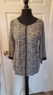 Oasis size L animal print top in black/white - Image 1 of 4