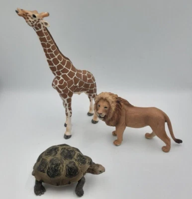 Schleich Retired Animal Toy Figures Bundle 2007 Lion 2008 Giraffe Tortoise VGC - image 1 of 4