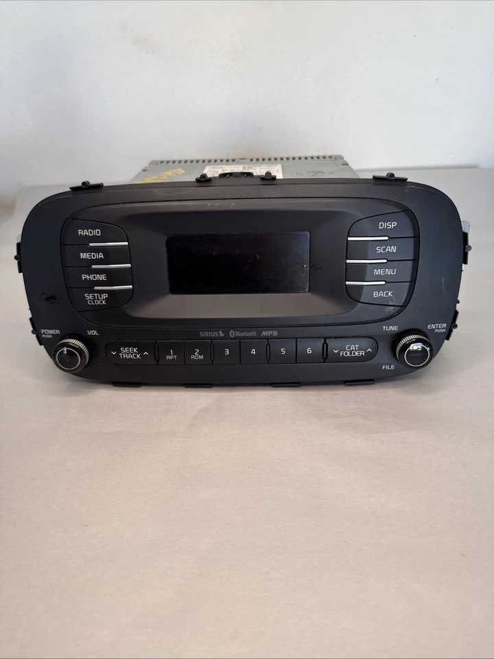 Receptor de radio reproductor de CD Kia Soul Am Fm 2014-2016 L5R0S Foto 1 de 4