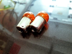 2 AMPOULES ORANGE BA15S 12V10W Mono-filament CLIGNOTANTS MOTOS-SCOOTERS-AUTOS - Picture 1 of 1