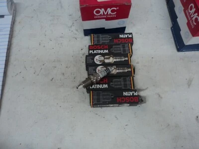 Johnson Evinrude spark plugs 439748 Bosch - Image 1 of 3