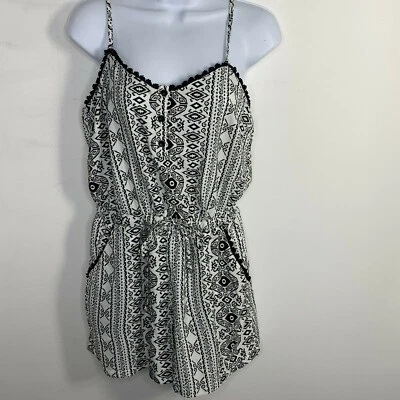 Casting Womens Short Sleeve Romper sz S Black White Aztec Print Spaghetti Strap - Imagem 1 de 4