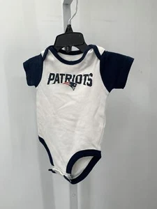 PATRIOTS KNIT TEE - Picture 1 of 2