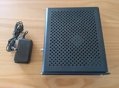 ARRIS SURFboard DOCSIS 3.1 SBG8300 Gigabit Dual-Band AC2350 Wi-Fi Router - Image 1 of 4