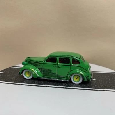 Hot Wheels Premium Pop Culture 2025 Action Comics #1 Action Sedan Berline NM - Image 1 of 4