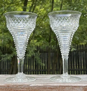 ¿Champagnes acanalados de vidrio cortado de época brillante o Parfaits Hawkes? Sinclaire? - Imagen 1 de 4