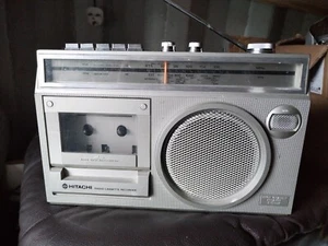 HITACHI VINTAGE RADIO CASSETTE RECORDER MODEL l TRK-5350E - Picture 1 of 5