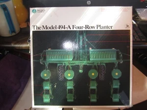 VTG 1995 Ertl John Deere Model 494-A Four Row Planter Precision Classic 1:16 NIB - Picture 1 of 6
