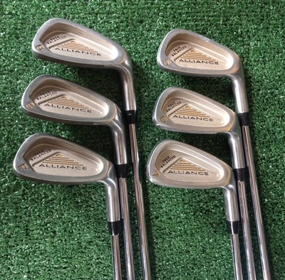 Conjunto de ferro Spalding ALLIANCE face balanceada 5-9+PW eixos de aço feminino flexível destro - Imagem 1 de 4