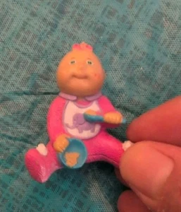 Vtg 1984 OAA Cabbage Patch Kids CPK Figure Baby Babies Girl - 1 3/4" - Picture 1 of 1