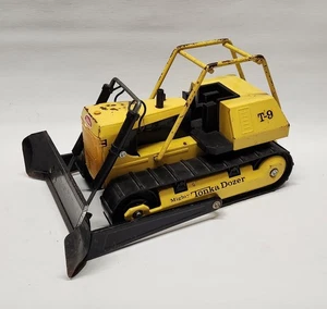 Vintage 70’s Mighty Tonka Dozer T-9 Original Construction Yellow Bulldozer - Picture 1 of 9