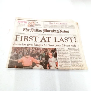 The Dallas Morning News Sept. 28 1996 Pudge Rodriguez Texas Rangers Playoffs - Picture 1 of 3
