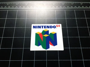 Adesivo decalcomania logo videogioco Nintendo 64 N64 retro anni 90 Mario - Foto 1 di 1