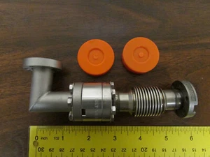 Balzers 4306 Vacuum Device With Bellows and Leybold-Hereaus Elbow - Picture 1 of 3