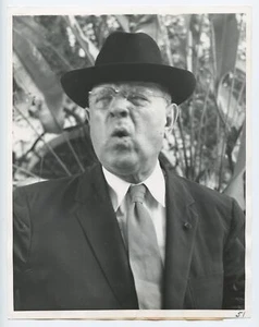 Pablo CASALS (Cellist): Original Photograph - Picture 1 of 1