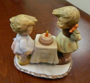 Vintage 1996 Goebel Berta Hummel Figurine  Wishes Come True BH 17 4 1/2" Nice! - Picture 1 of 7