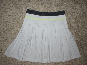 GONNA TENNIS WILSON CORE MIDTOWN VITA ALTA PLISSETTATA GRIGIA TAGLIA SMALL - Foto 1 di 4