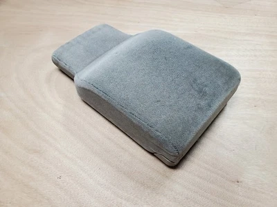 2000-2005 Buick LeSabre 12.5 In Center Console Lid  Arm Rest Beige Cloth OEM Foto 1 de 4