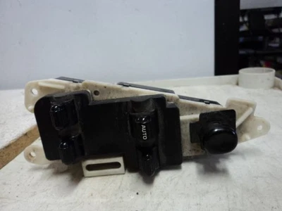 96 BREEZE ELECTRIC DOOR SWITCH - Image 1 of 2