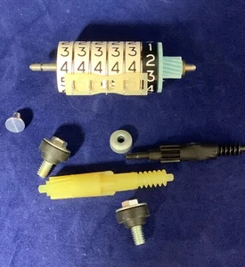 1955 1956 Chevy Odometer & Speedometer Drive Gear Shaft Assembly - Picture 1 of 4