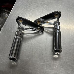 2003 Harley Davidson Softail Passenger Footpegs with mount USED Pair Strut Mount