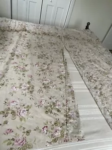 Floral Rose Cottage Shower Curtain Open In The Middle - Picture 1 of 3