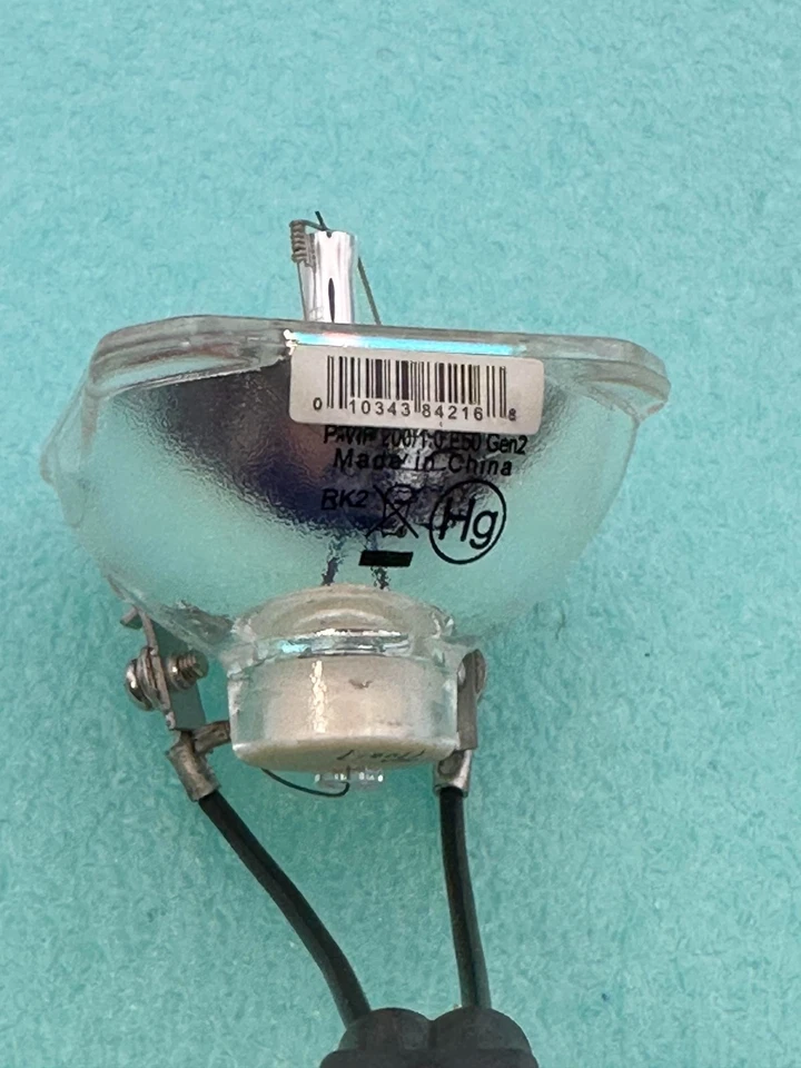 P-VIP200/1.0 E50 OSRAM новая лампа, доставка из Канады - Изображение 1 из 1