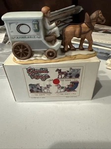 Vintage Lefton Colonian Village Krankenwagen Kutsche Pferd Weihnachtsfigur 00975 - Bild 1 von 16