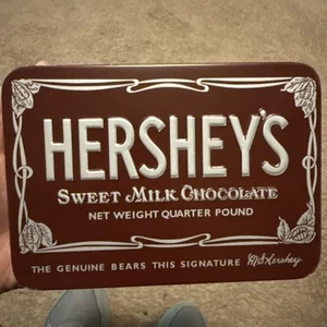 Hersheys Süße Milch Schokolade Viertel Pfund Blechdose 5,5" X 4" - Bild 1 von 5