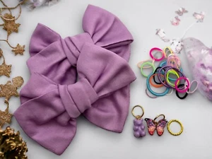 50% OFF🔥Girls Hair Set. 2pcs Handmade Lavender Hair Bows, Heart Charms, Bands - Picture 1 of 11