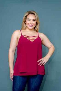 RED WINE Tank Top SIZE 1XL Womens Plus SPAGHETTI STRAPS Blousey BURGUNDY - Picture 1 of 4