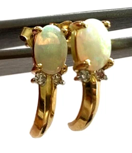 SGS 14K Solid Yellow Gold Oval Shape Opal 4 Diamond Ladies / Child Stud Earrings - Picture 1 of 20