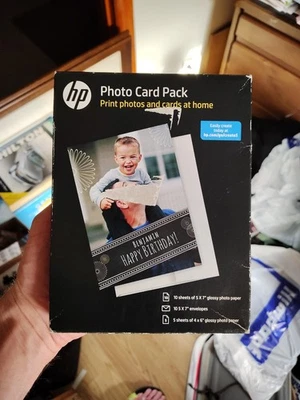 Genuine HP Photo Card Pack 10 Sheets 5 X 7 Glossy 10 New Envelopes & 5 4x6 Paper - Image 1 of 4