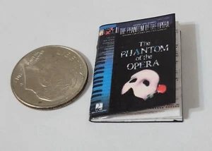 Miniatur Puppenhaus 1/12 1" Broadway Theater Noten Phantom Opera  - Bild 1 von 7