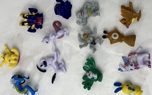 Figuras Pokemon miniatura 13 unidades adornos para pasteles juguetes - Imagen 1 de 18
