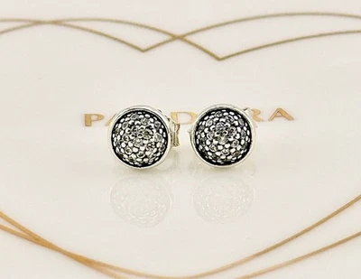 Nuevo Genuino Pandora Plata Redondo Pavé Deslumbrantes Gotas Pendientes 290726CZ Foto 1 de 3