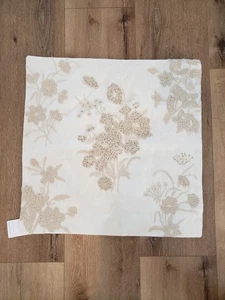 Pottery Barn Embroidered Pillow Cover 22x22 ” Summer Breeze Ivory White Cream - Picture 1 of 6