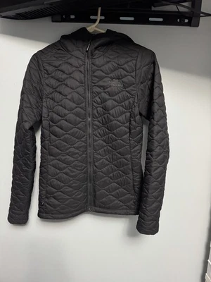 The North Face  Thermoball Hoodie Jacket Black Matte Full Zip Women’s  w/hood Xs - Image 1 of 4