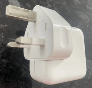 GENUINE APPLE A2167 USB POWER ADAPTER CHARGER PLUG 10W iPHONE - Zdjęcie 1 z 4