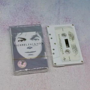 Michael Jackson - Invincible - Album Song Cassette Tapes - New & Sealed - Picture 1 of 3