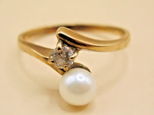 Vintage 9k Yellow Gold Pearl Cocktail Crossover Ring Size N - Picture 1 of 5