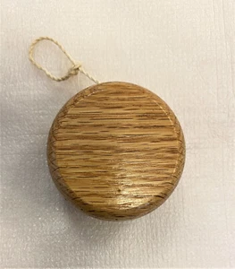 Madera maciza de roble rojo Yoyo - Imagen 1 de 4