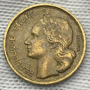 France / 10 Francs / 1958 / KM#915.1 / World Coin / (03-0272) - Picture 1 of 2