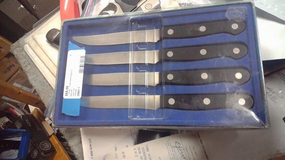 NOVO 4 peças Conjunto Z Willing J.A. Conjunto de facas para bife Henckels Steakmesser sem mancha Espanha - Imagem 1 de 1