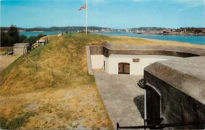 Postcard Fort Rodd Hill National Park Victoria British Columbia Canada - Picture 1 of 2