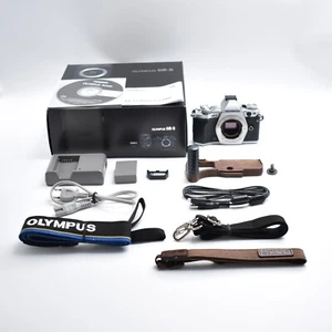 【EXC+++++】Olympus OM-D E-M5 Mark II Digital SLR Camera Body From JAPAN B#7606 - Picture 1 of 10